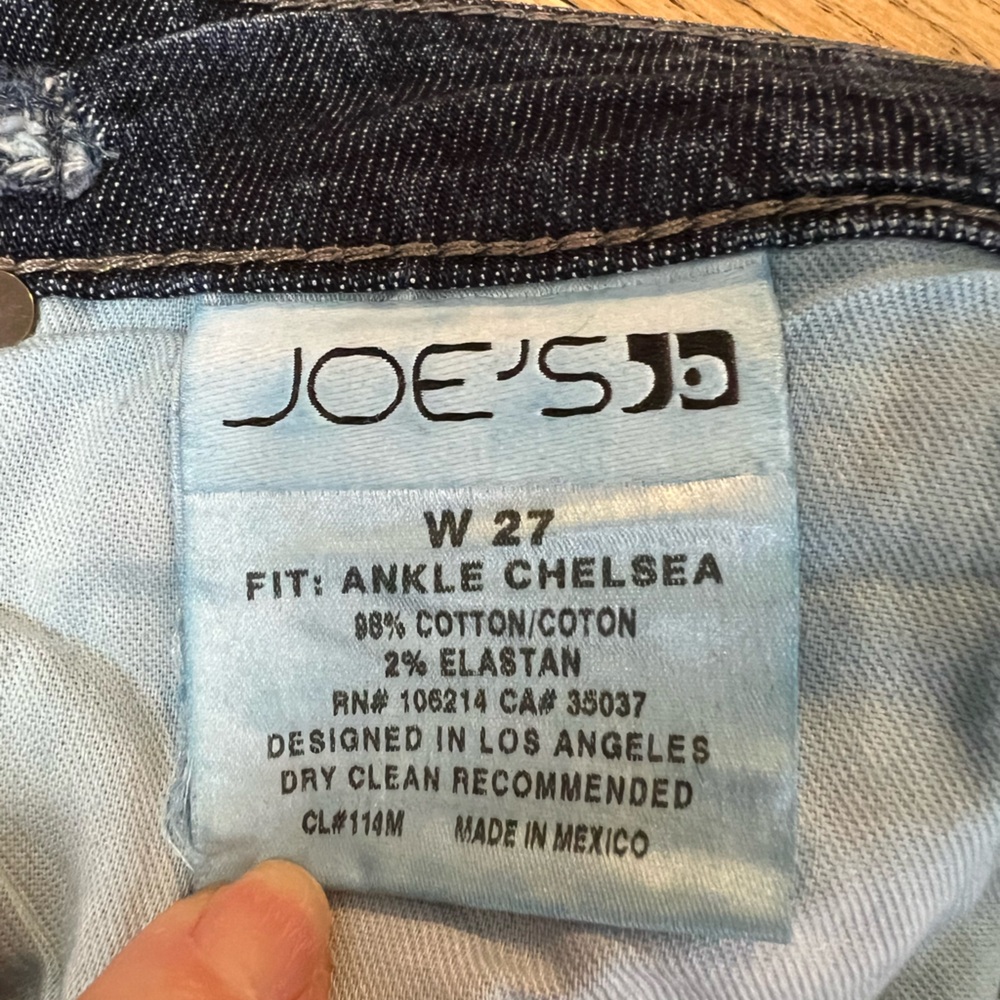 Joe’s Jeans Chelsea Ankle Jeans - Picture 5 of 6